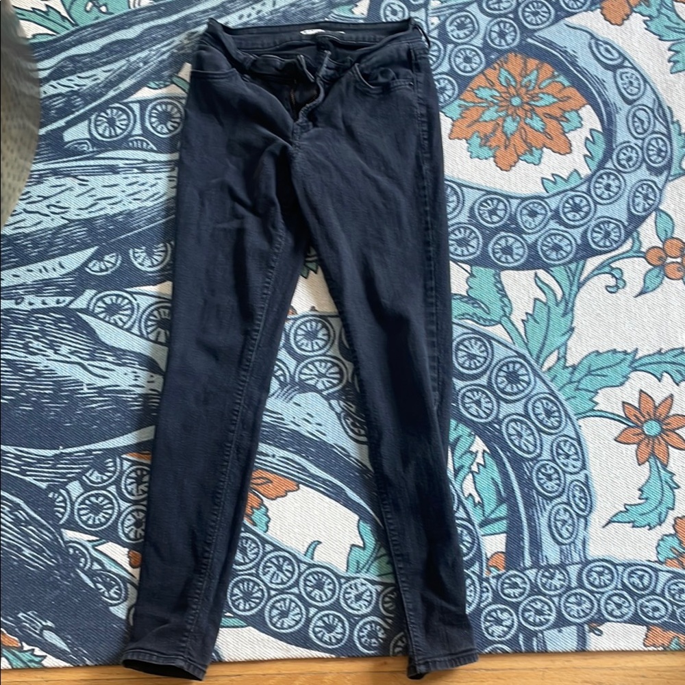 Old Navy Women's faded black Skinny Jeans - 0